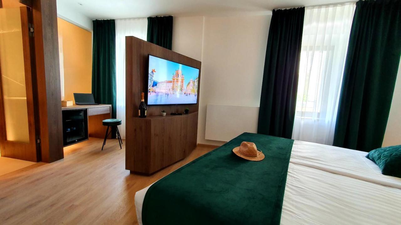 Petkovsek Rooms And Apartments Любляна Екстериор снимка