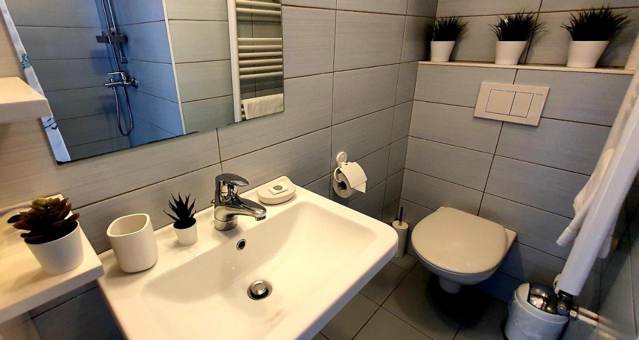 Petkovsek Rooms And Apartments Любляна Екстериор снимка
