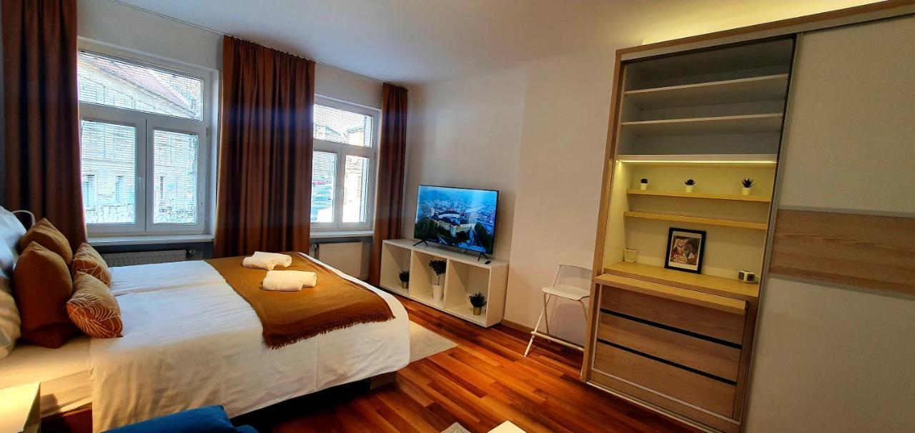 Petkovsek Rooms And Apartments Любляна Екстериор снимка